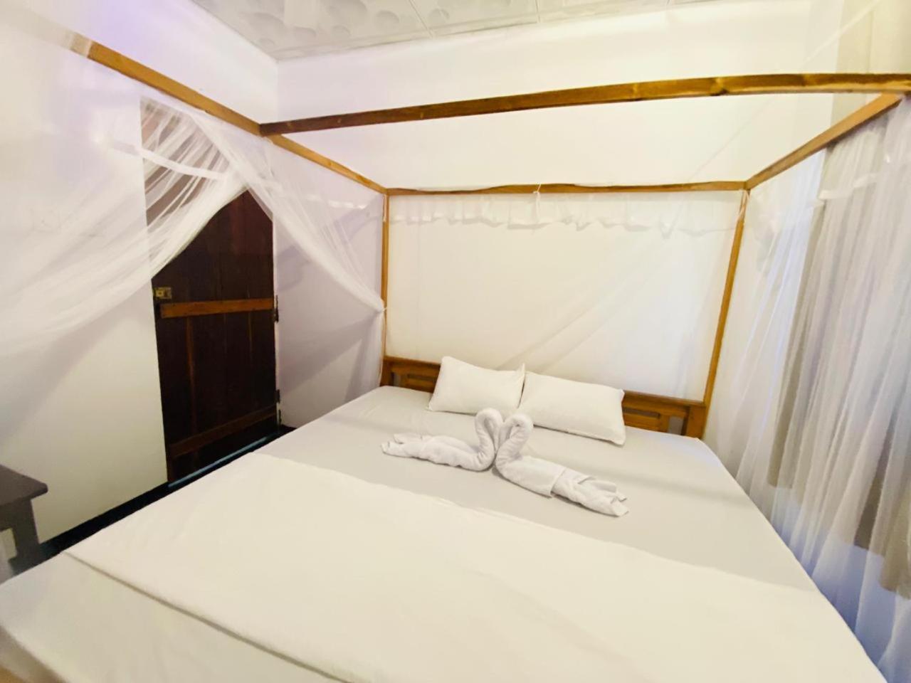 Kingly Aroma Hotel Arugam Bay Exterior foto